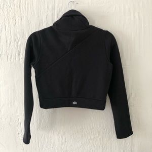 Alo yoga sweater